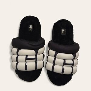UGG Maxi Slide Logo Black White Platform Sandals Slippers Size Women's  7